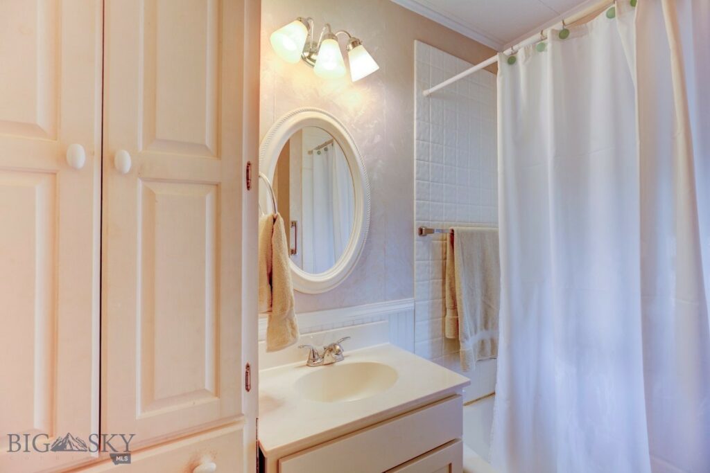 110 N 7th Street, Livingston MT 59047