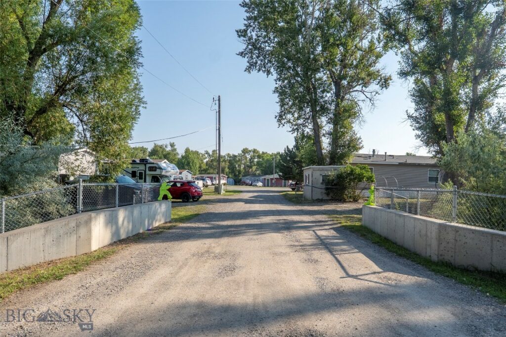 1100 E Geyser Street, Livingston MT 59047