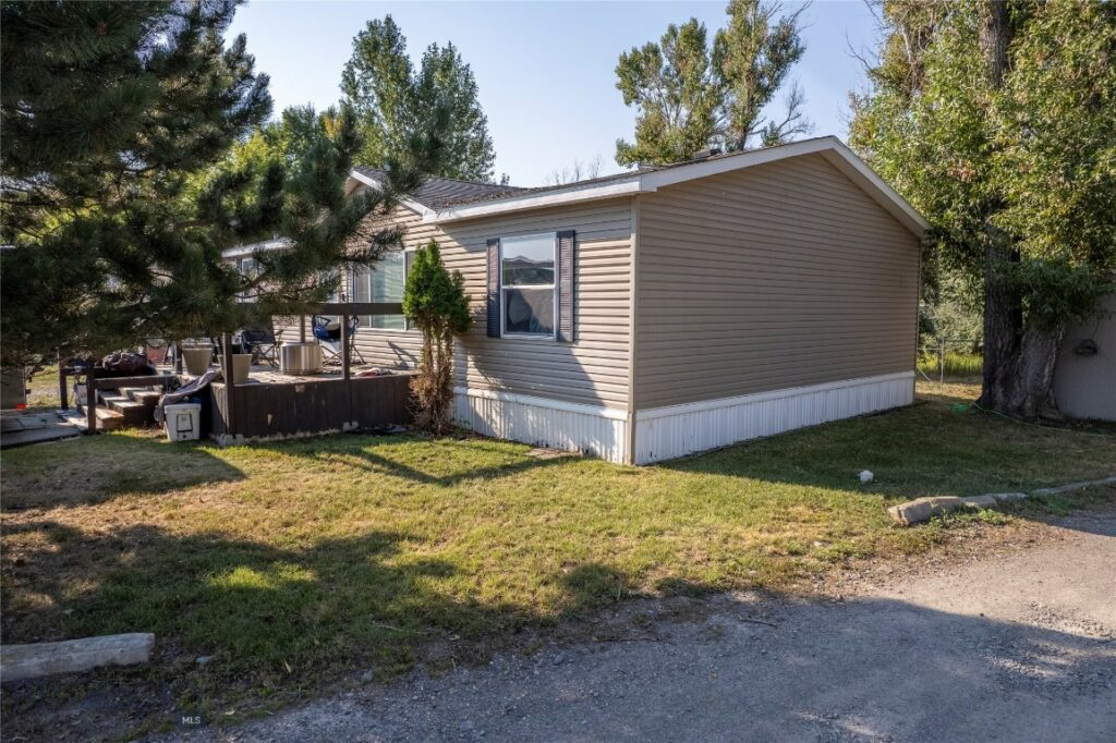 1100 E Geyser Street, Livingston MT 59047