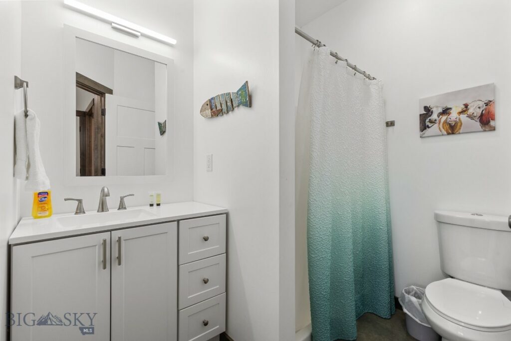 1101 Petersen Drive, Belgrade MT 59714
