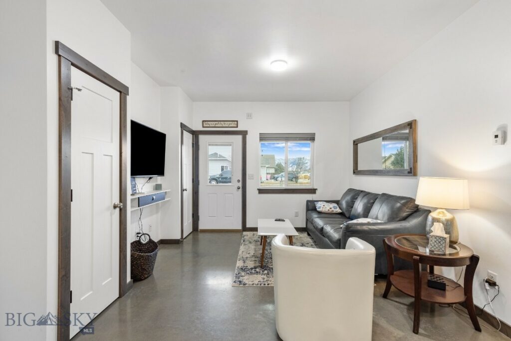 1101 Petersen Drive, Belgrade MT 59714