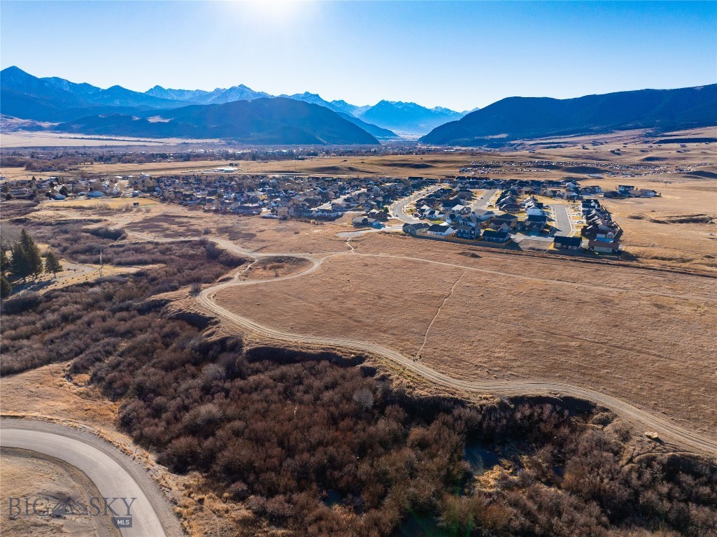 1102 Fort Mandan Drive, Livingston MT 59047