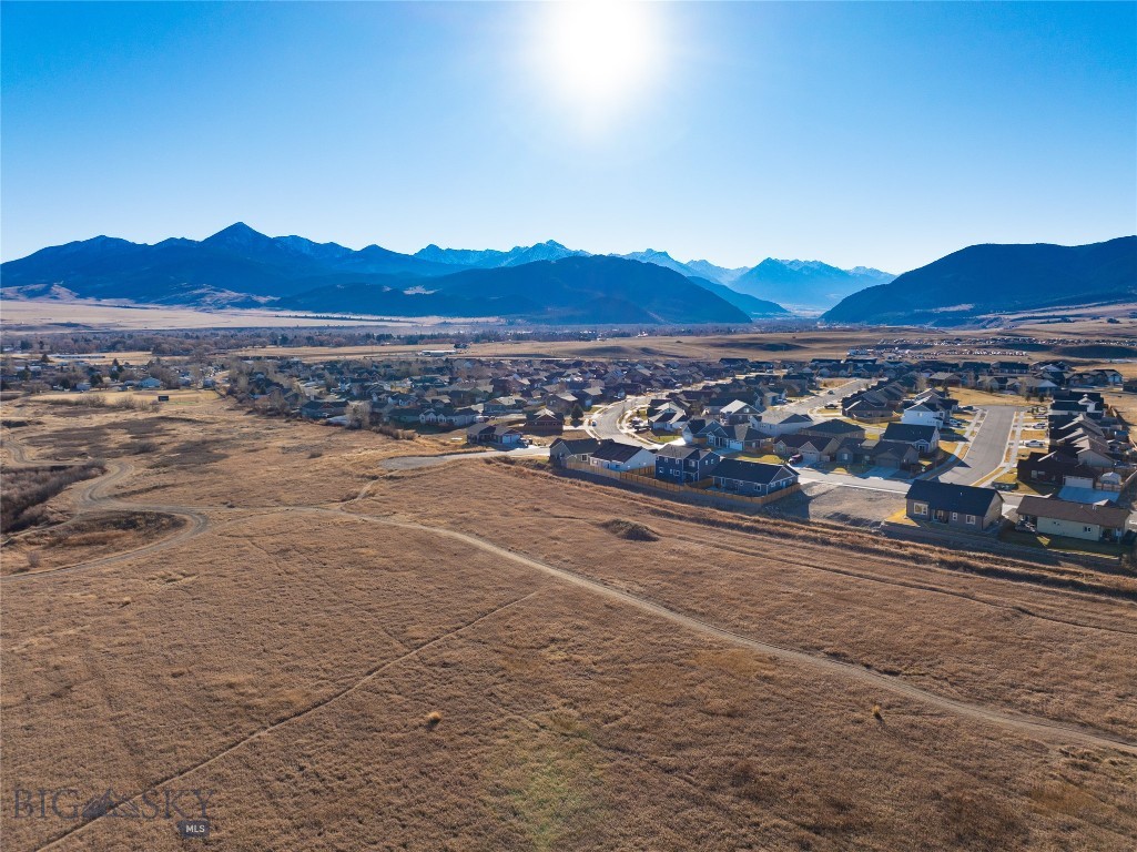 1102 Fort Mandan Drive, Livingston MT 59047