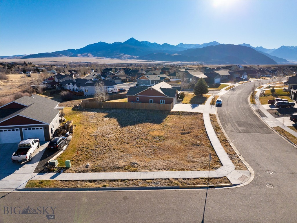 1102 Fort Mandan Drive, Livingston MT 59047