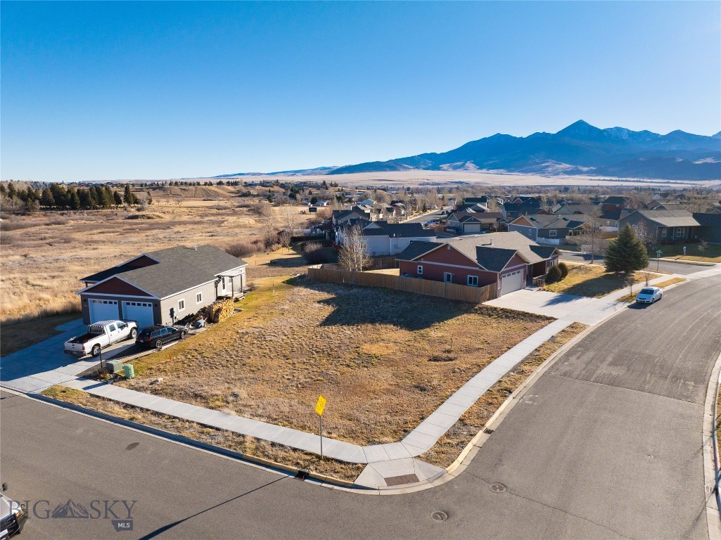 1102 Fort Mandan Drive, Livingston MT 59047