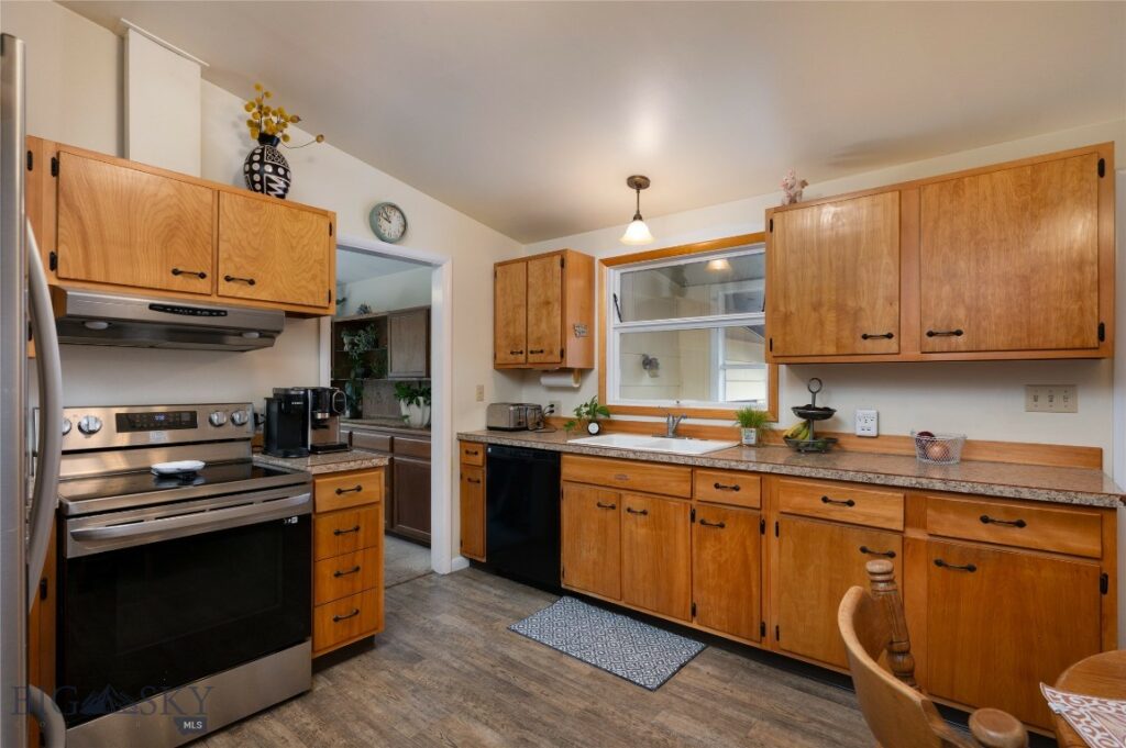 1104 N Spruce Drive, Bozeman MT 59715
