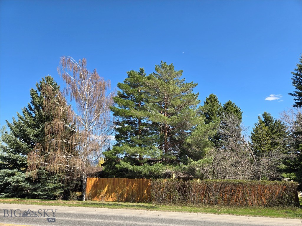 1104 N Spruce Drive, Bozeman MT 59715