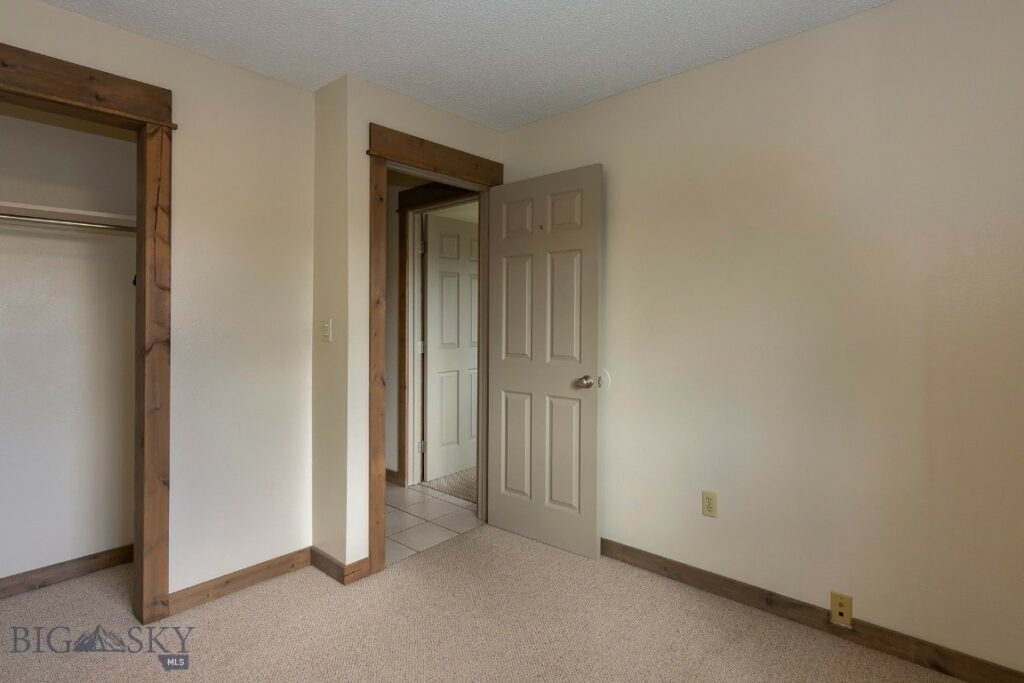 1104 S Montana Avenue, Bozeman MT 59715