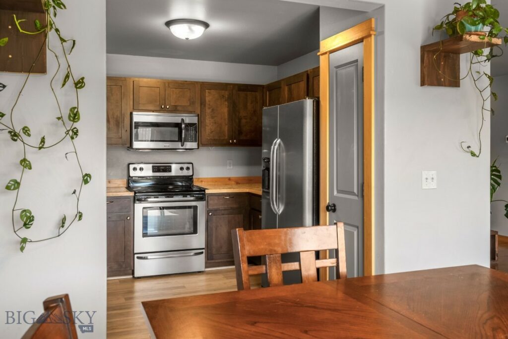 1105 Idaho Street, Belgrade MT 59714