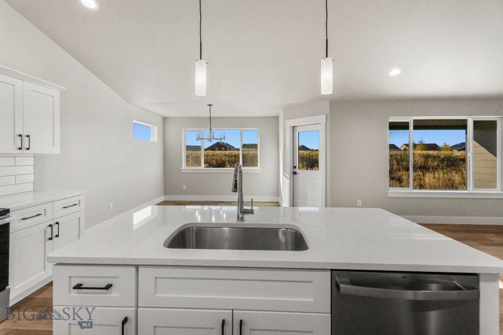 1107 Melissa Way, Belgrade MT 59714