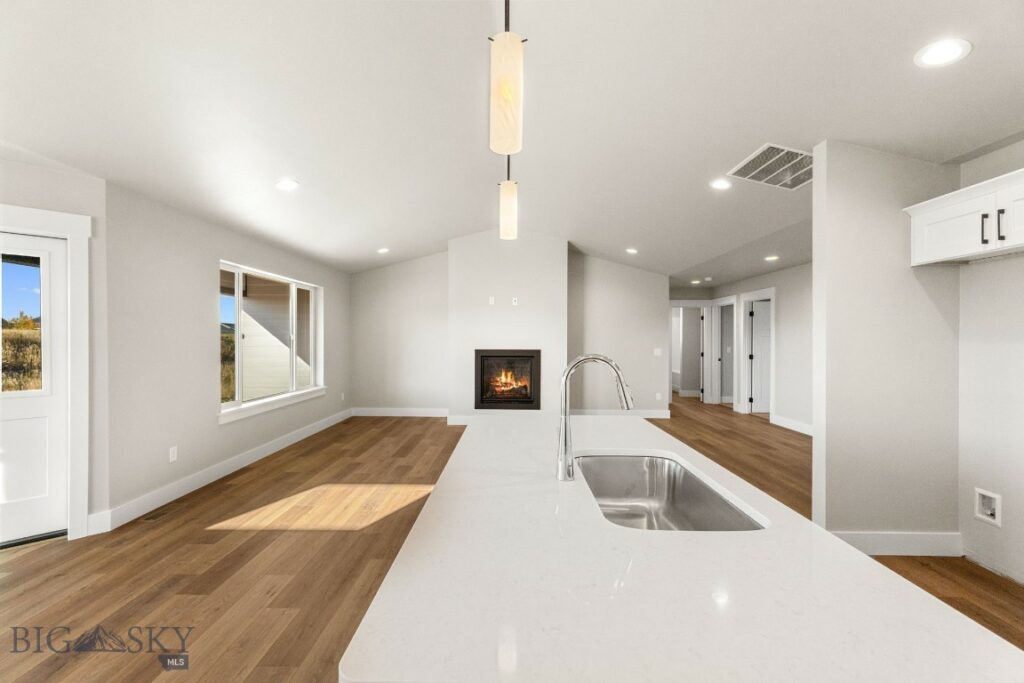 1107 Melissa Way, Belgrade MT 59714