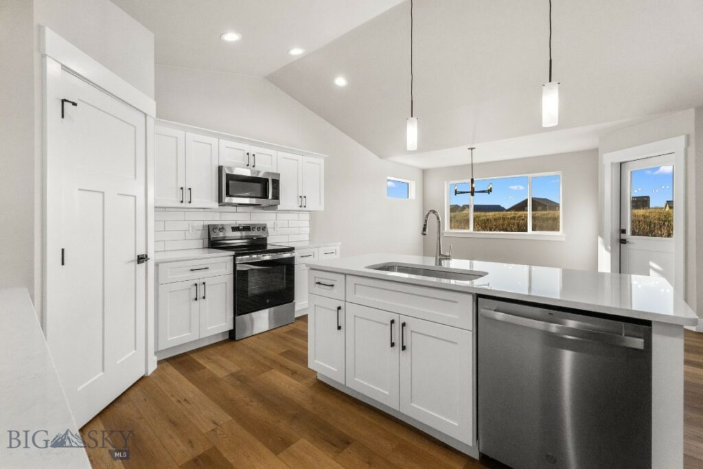 1107 Melissa Way, Belgrade MT 59714