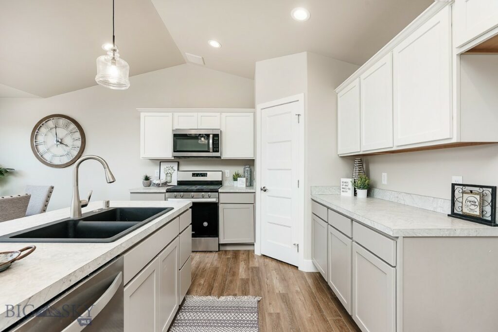 1107 Melissa Way, Belgrade MT 59714