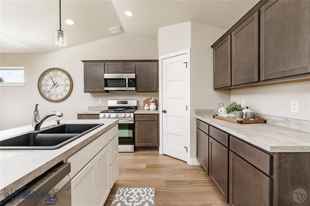 1107 Melissa Way, Belgrade MT 59714