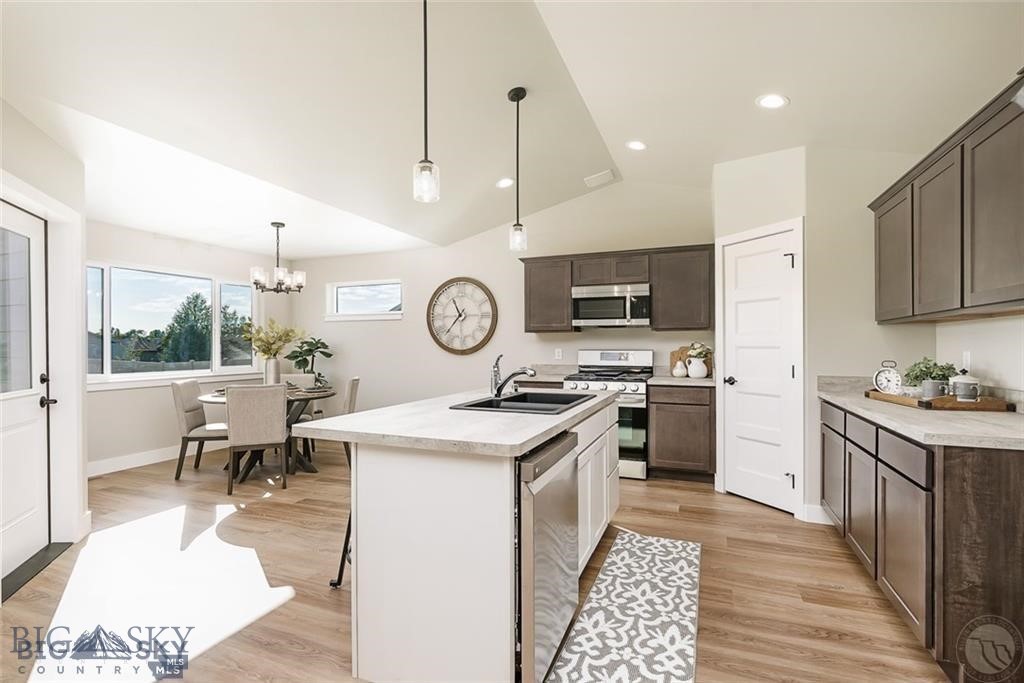 1107 Melissa Way, Belgrade MT 59714