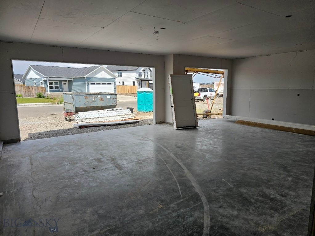 1108 Falcon Ridge Boulevard, Belgrade MT 59714