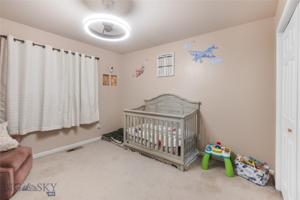 1109 W Park Avenue W, Belgrade MT 59714