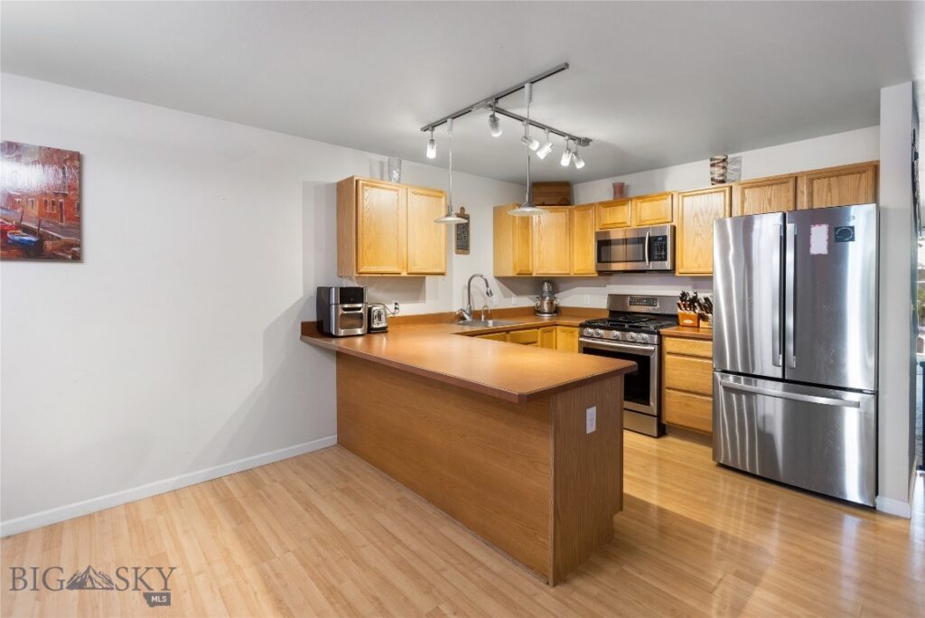 1109 W Park Avenue W, Belgrade MT 59714
