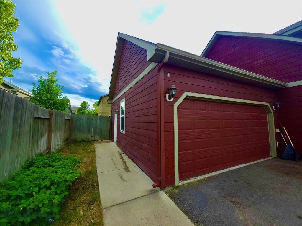 1109 Wyoming Street, Belgrade MT 59714