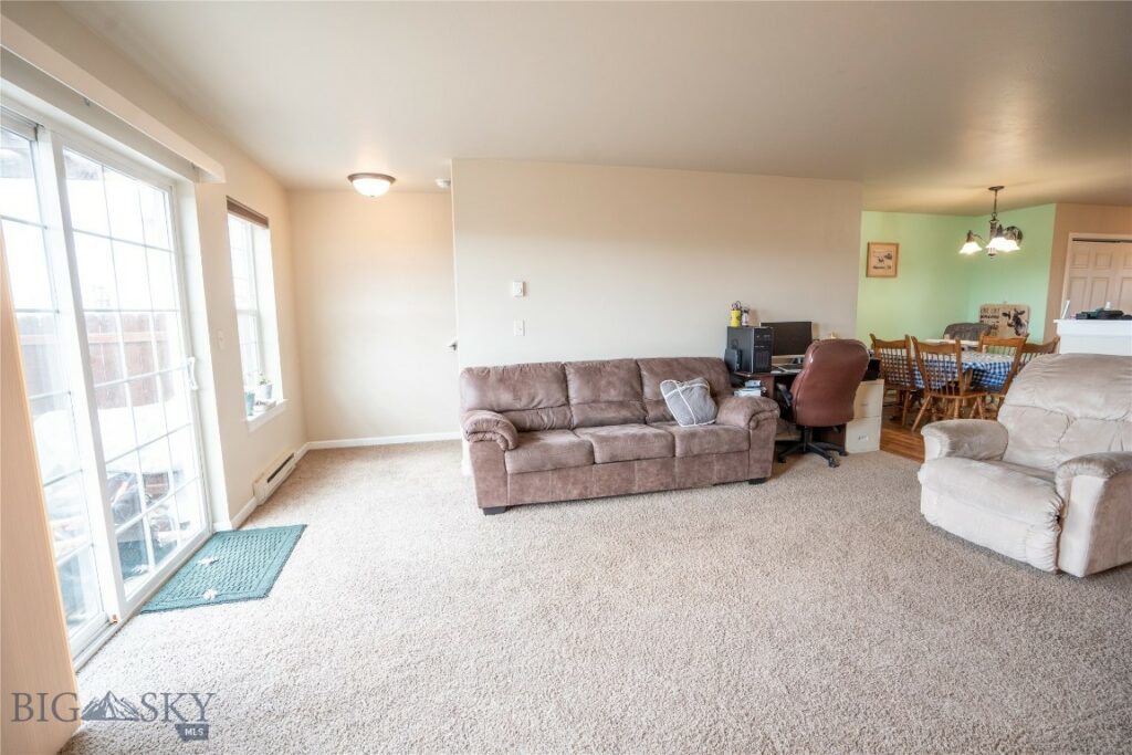1112 Biehl, Belgrade MT 59714