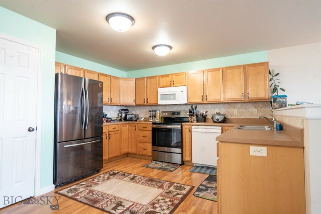 1112 Biehl, Belgrade MT 59714