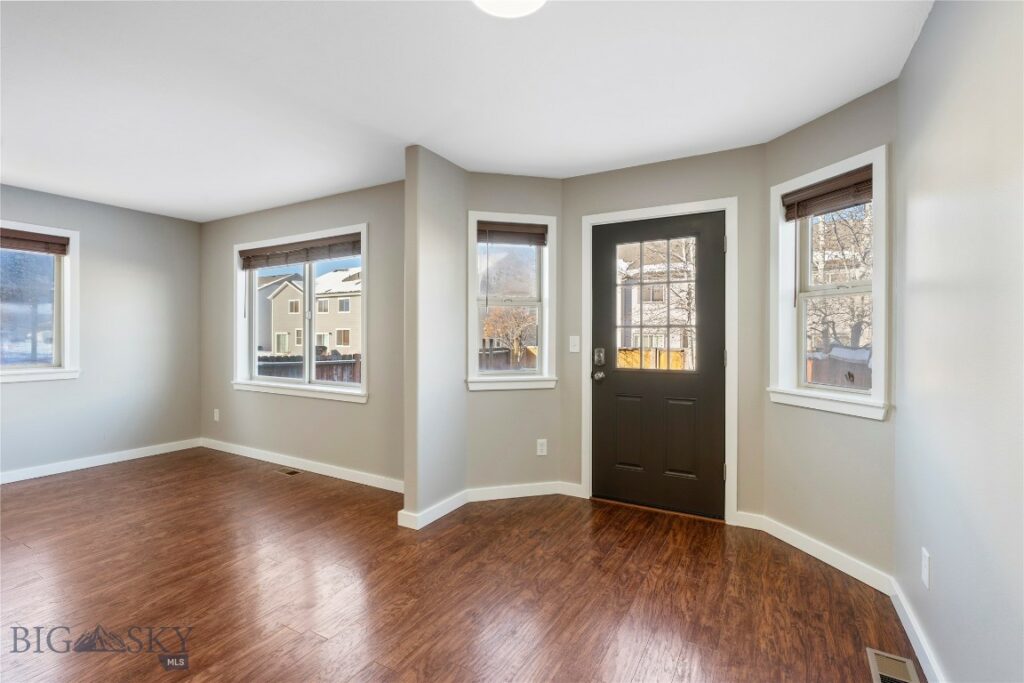1113 W Park Avenue, Belgrade MT 59714