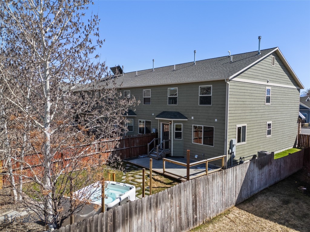 1113 W Park Avenue, Belgrade MT 59714