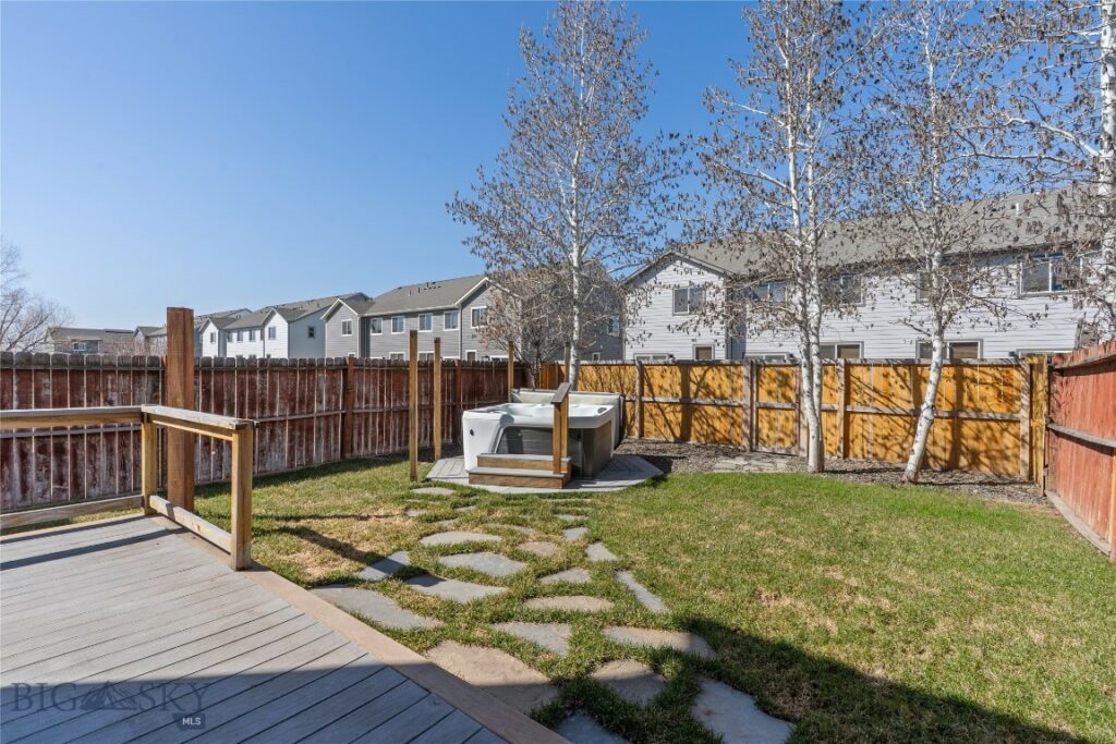 1113 W Park Avenue, Belgrade MT 59714