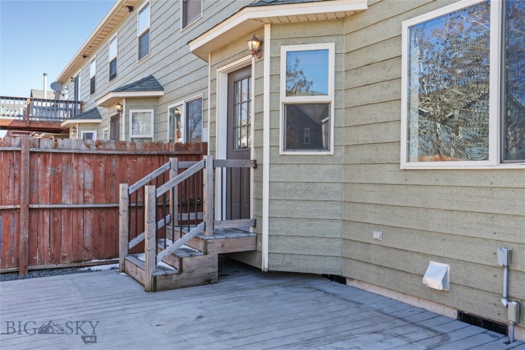 1113 W Park Avenue, Belgrade MT 59714