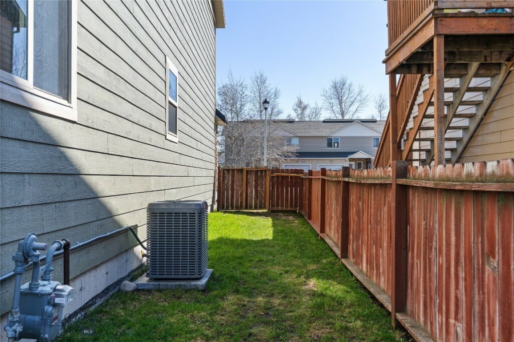 1113 W Park Avenue, Belgrade MT 59714