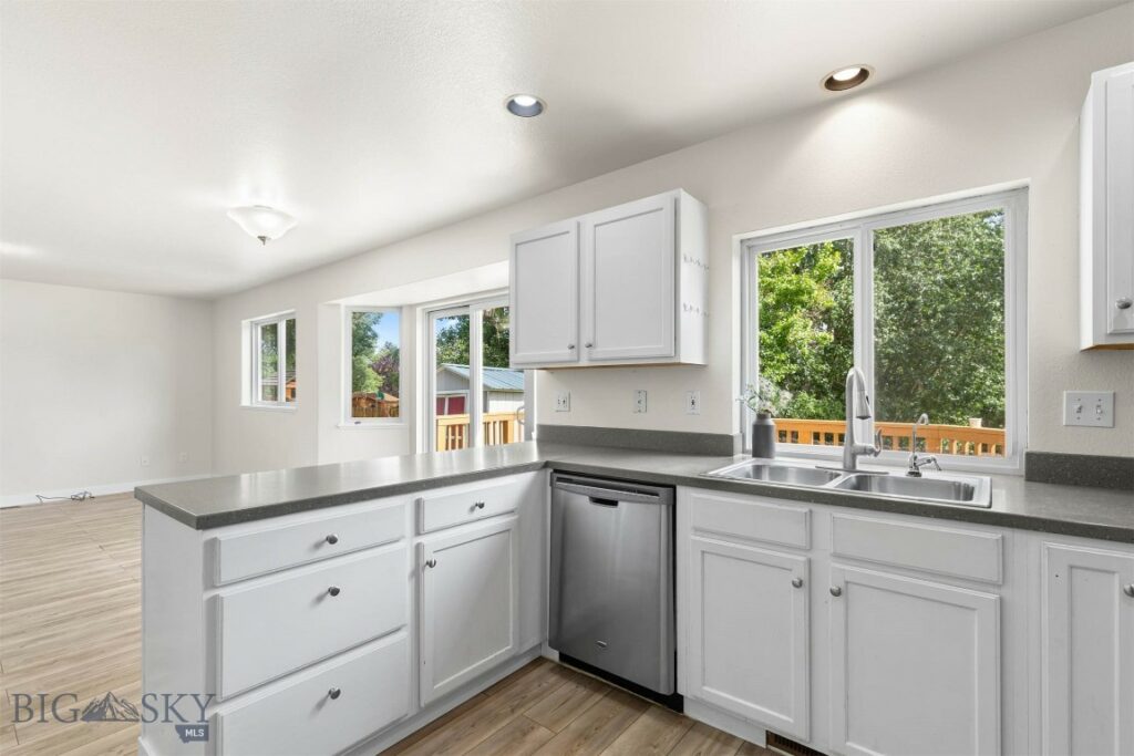1116 Mountain Ash Avenue, Bozeman MT 59718