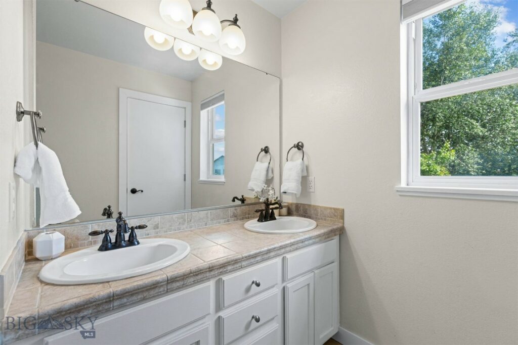 1116 Mountain Ash Avenue, Bozeman MT 59718