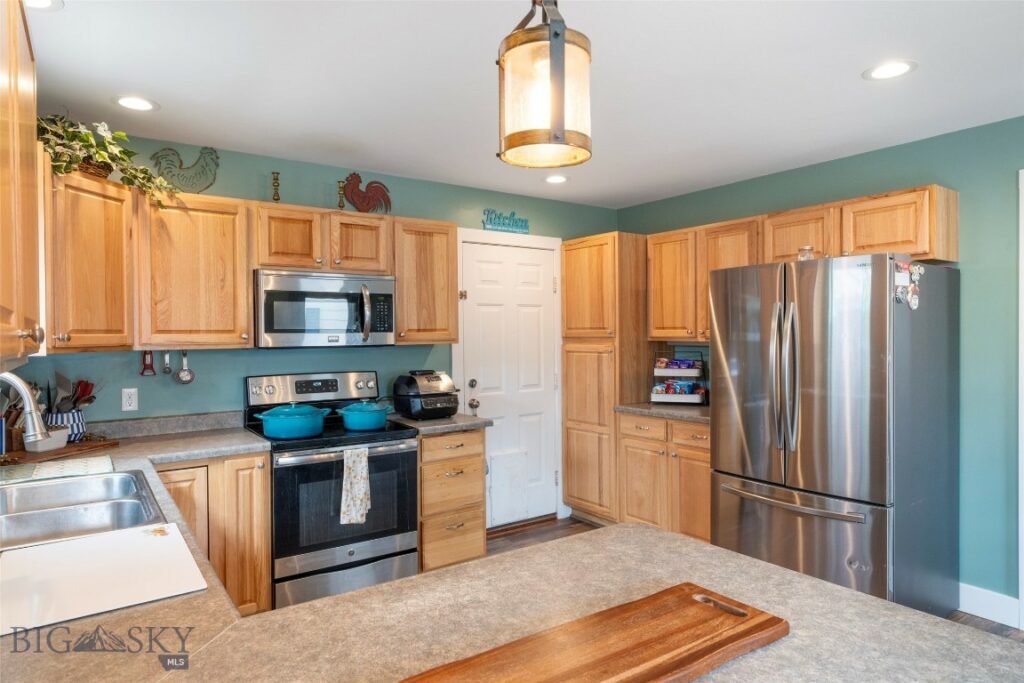 1119 Wyoming Street, Belgrade MT 59714