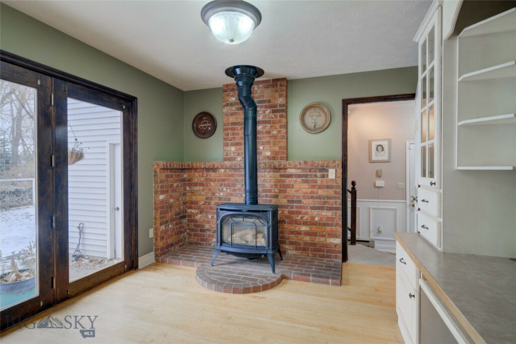 112 Arrowhead Trail Loop, Bozeman MT 59718