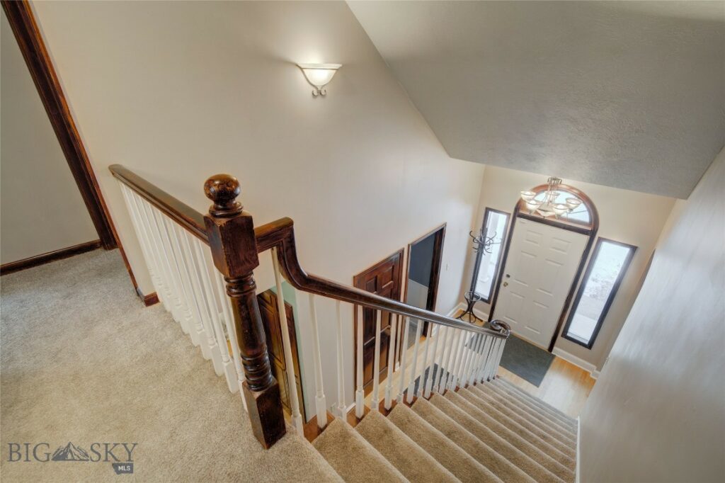 112 Arrowhead Trail Loop, Bozeman MT 59718