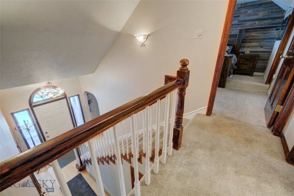 112 Arrowhead Trail Loop, Bozeman MT 59718