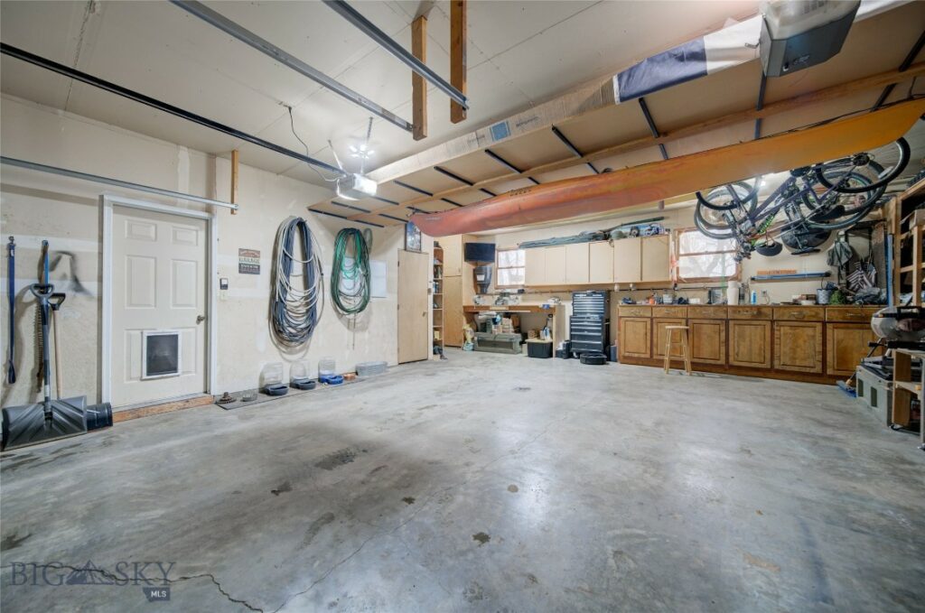 112 Arrowhead Trail Loop, Bozeman MT 59718