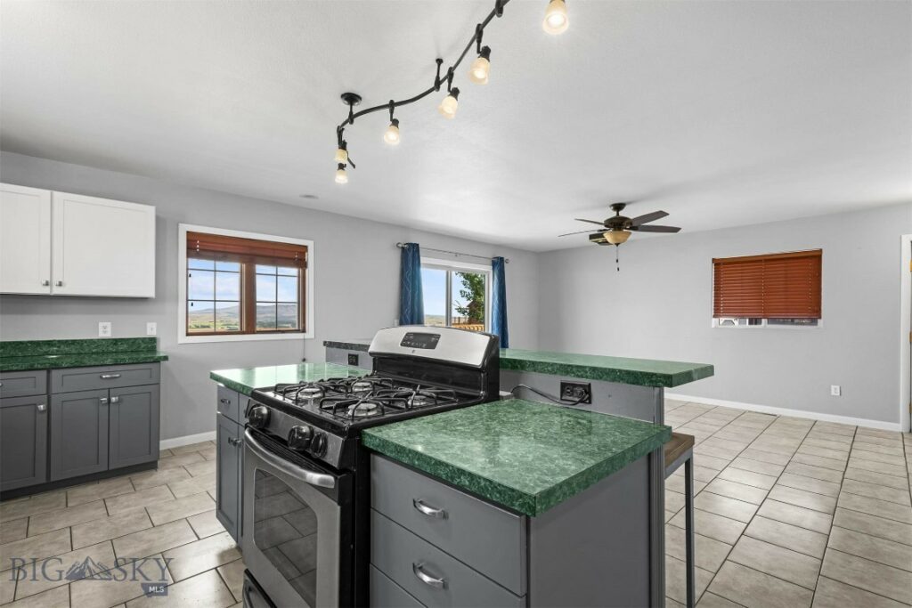 112 High Ground, Livingston MT 59047