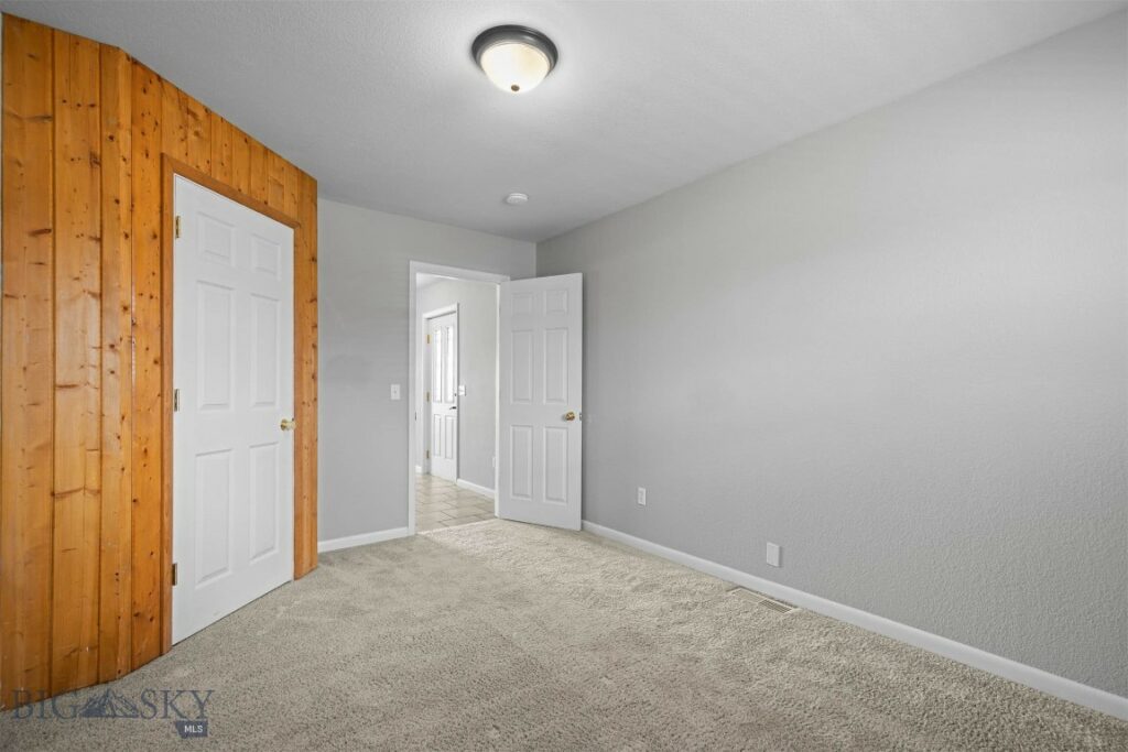 112 High Ground, Livingston MT 59047
