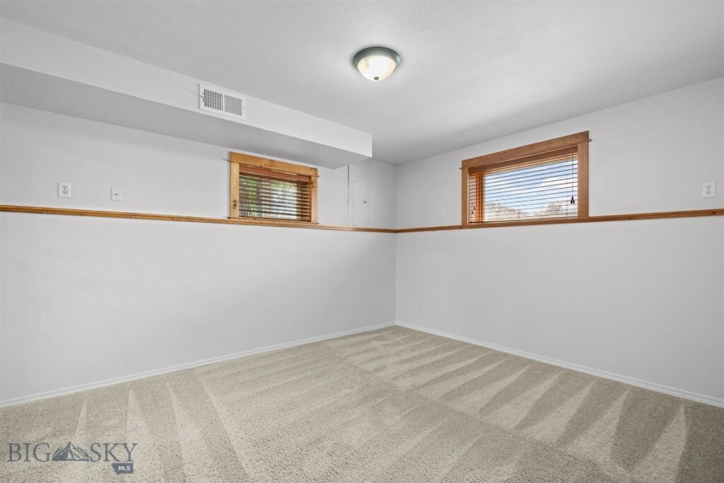112 High Ground, Livingston MT 59047