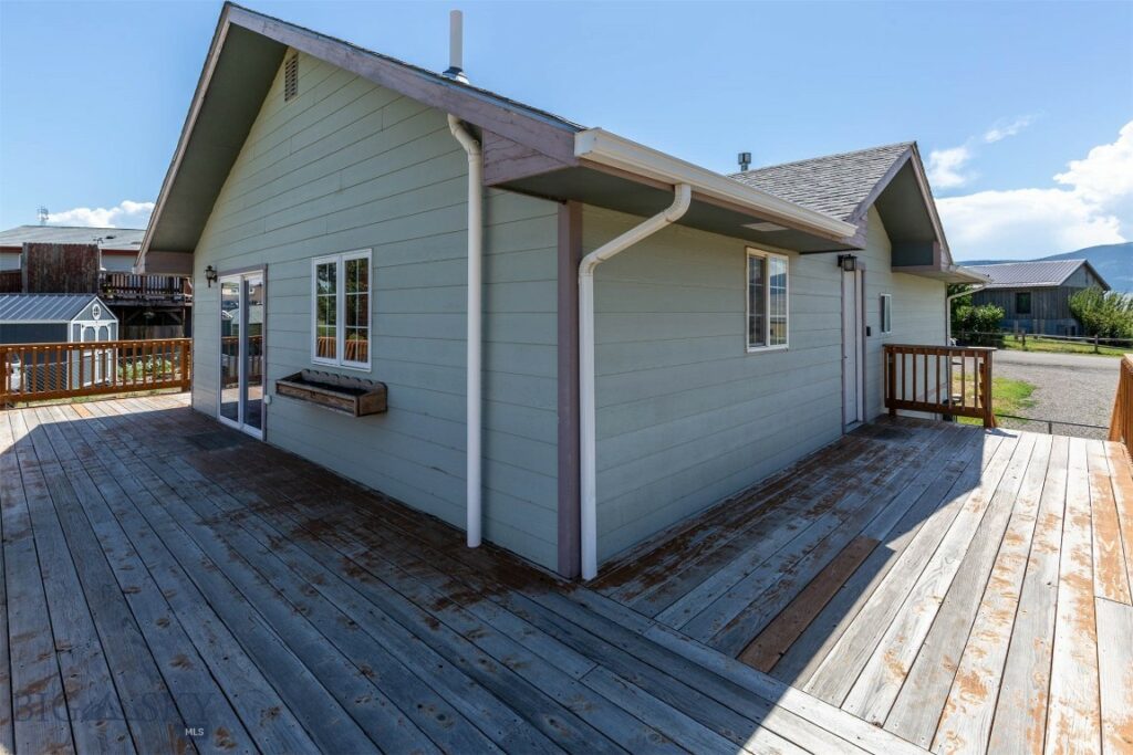 112 High Ground, Livingston MT 59047
