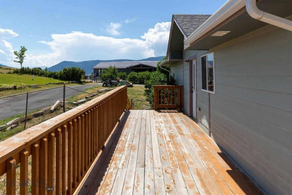 112 High Ground, Livingston MT 59047