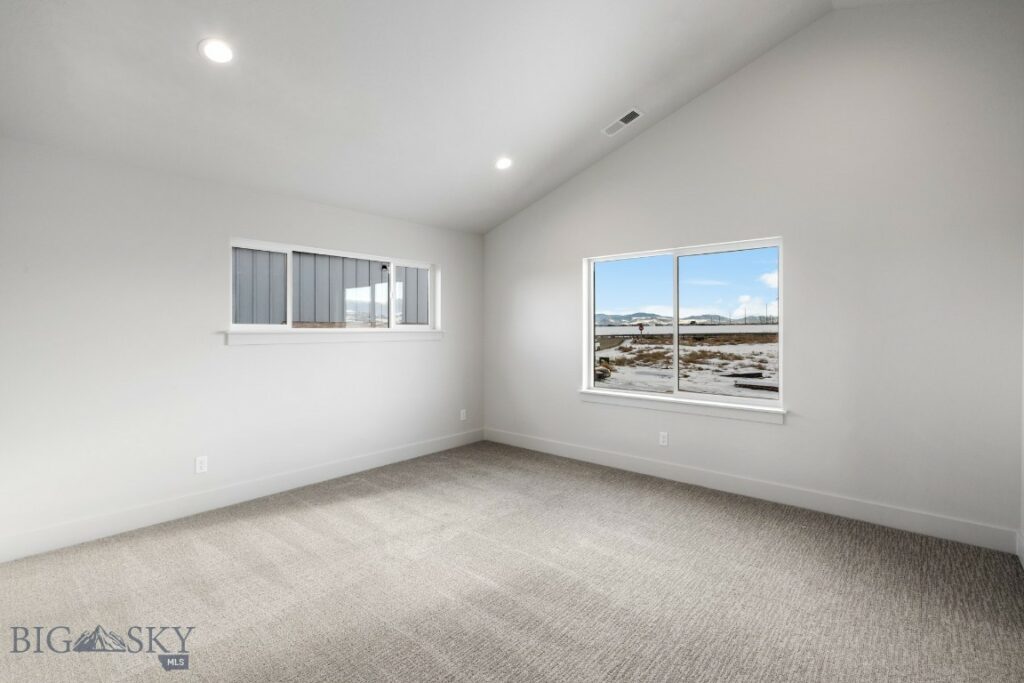 112 Horseshoe Loop, Bozeman MT 59718