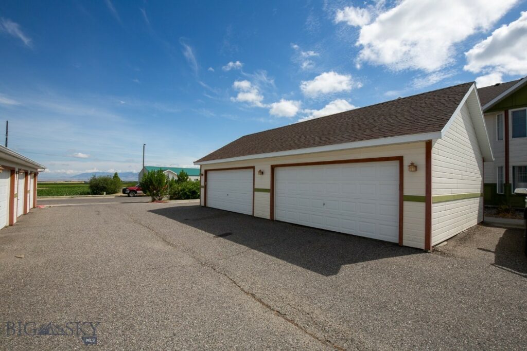 1120 Longbow Lane, Bozeman MT 59718