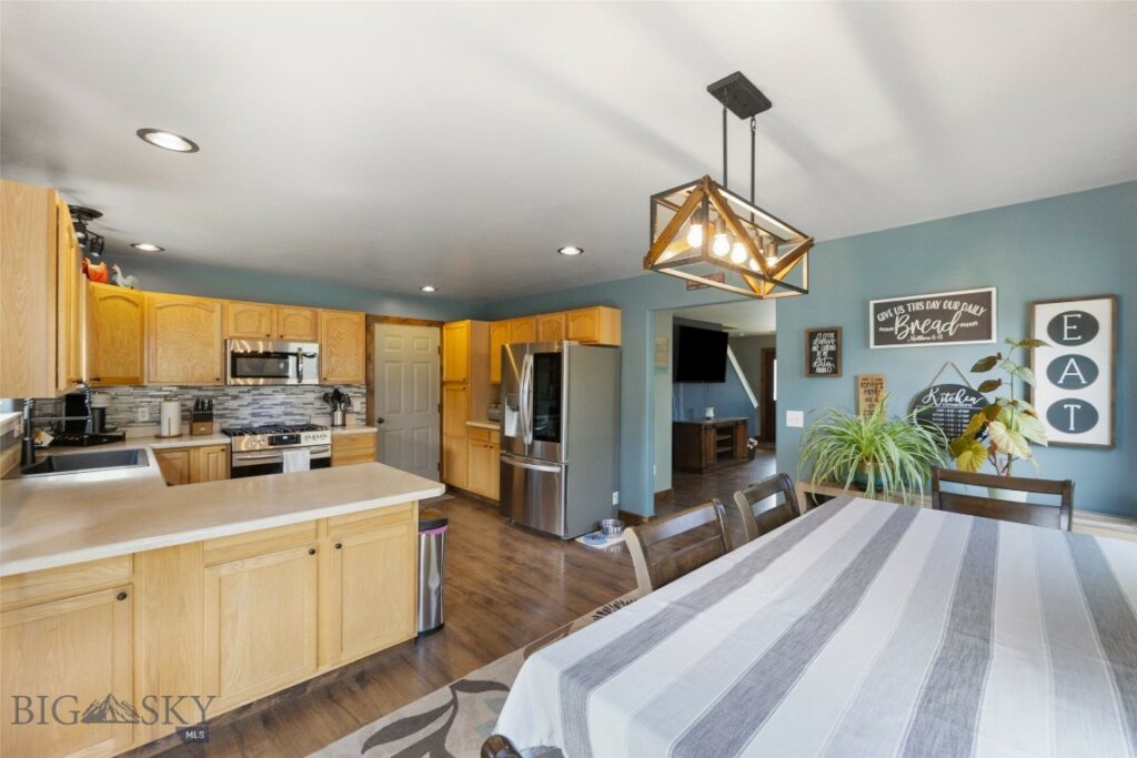 1123 Wyoming Street, Belgrade MT 59714