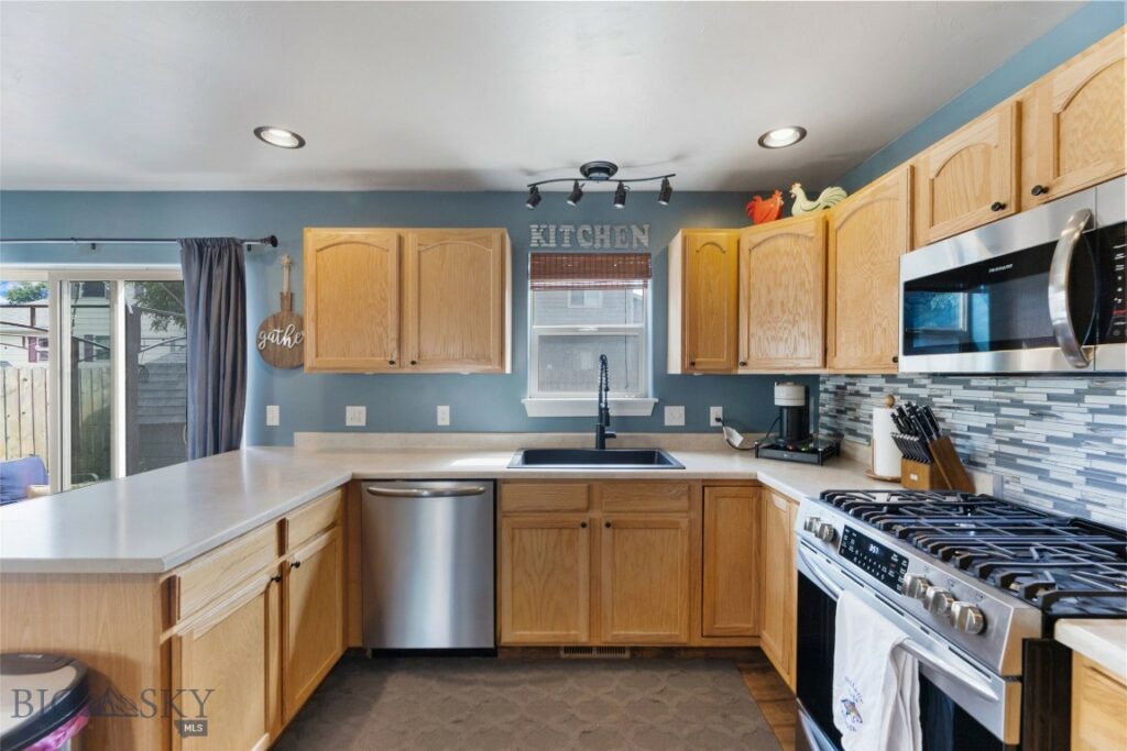 1123 Wyoming Street, Belgrade MT 59714