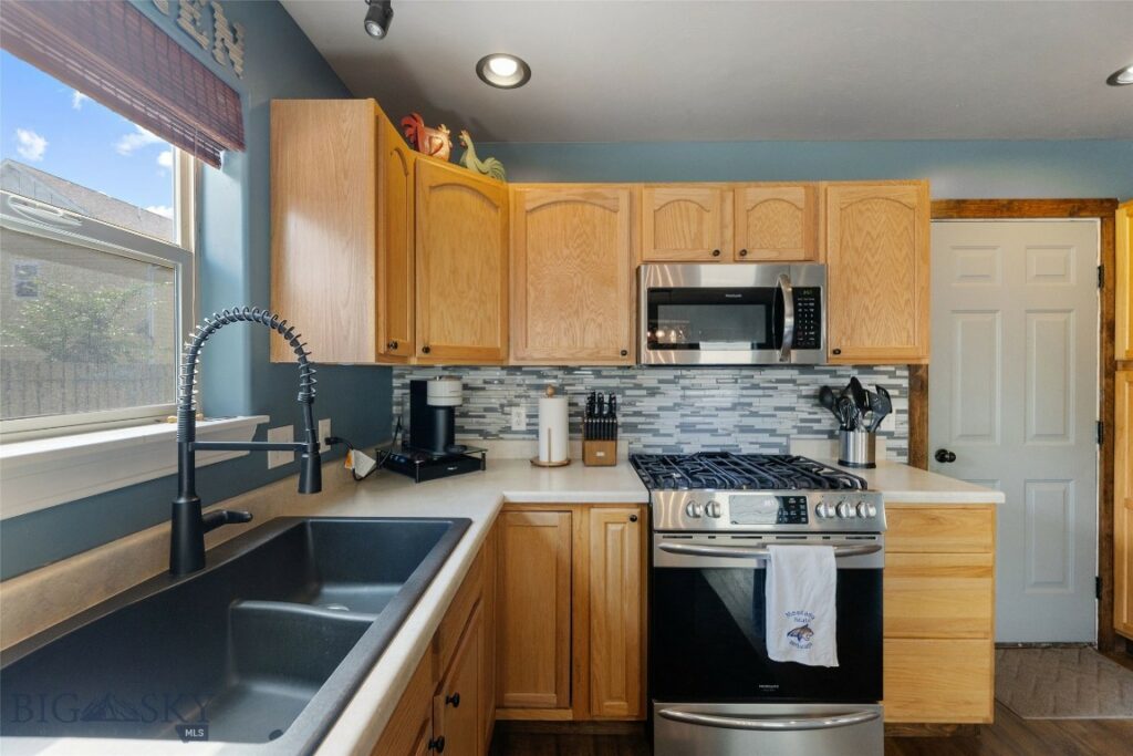 1123 Wyoming Street, Belgrade MT 59714