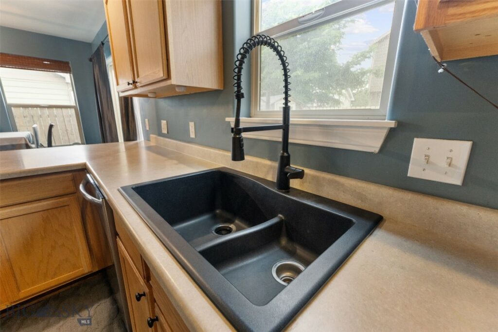 1123 Wyoming Street, Belgrade MT 59714