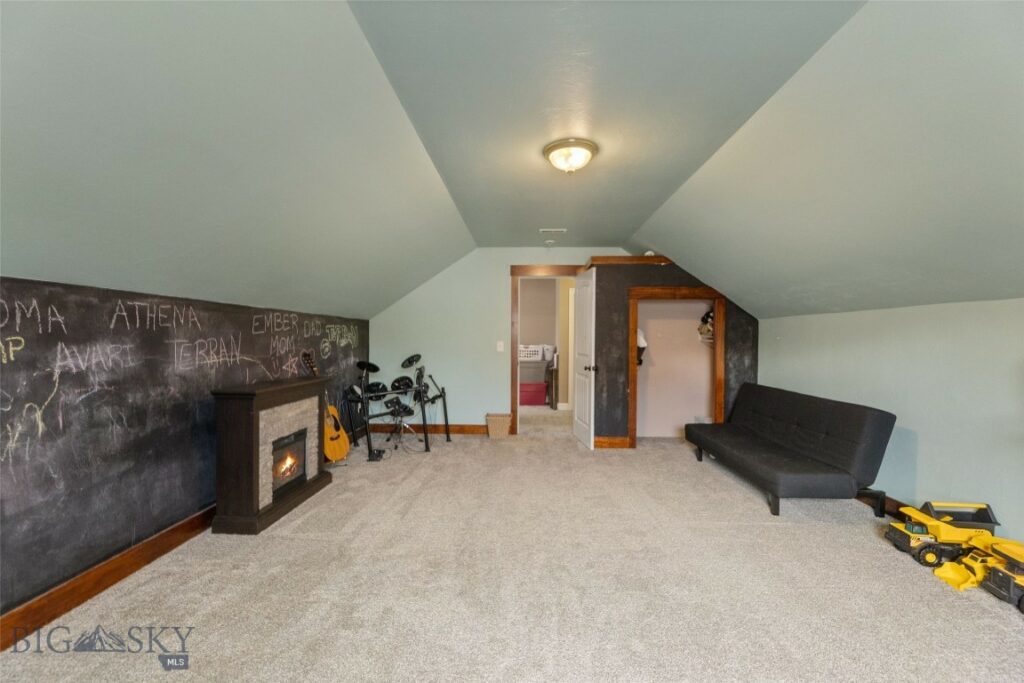 1123 Wyoming Street, Belgrade MT 59714