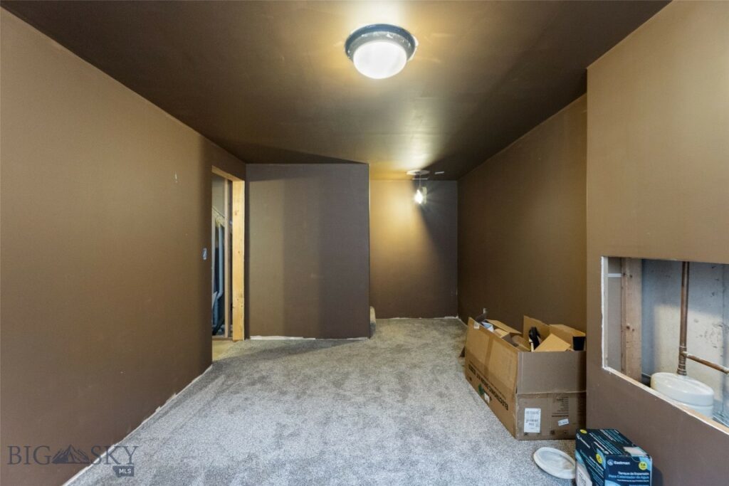 1123 Wyoming Street, Belgrade MT 59714